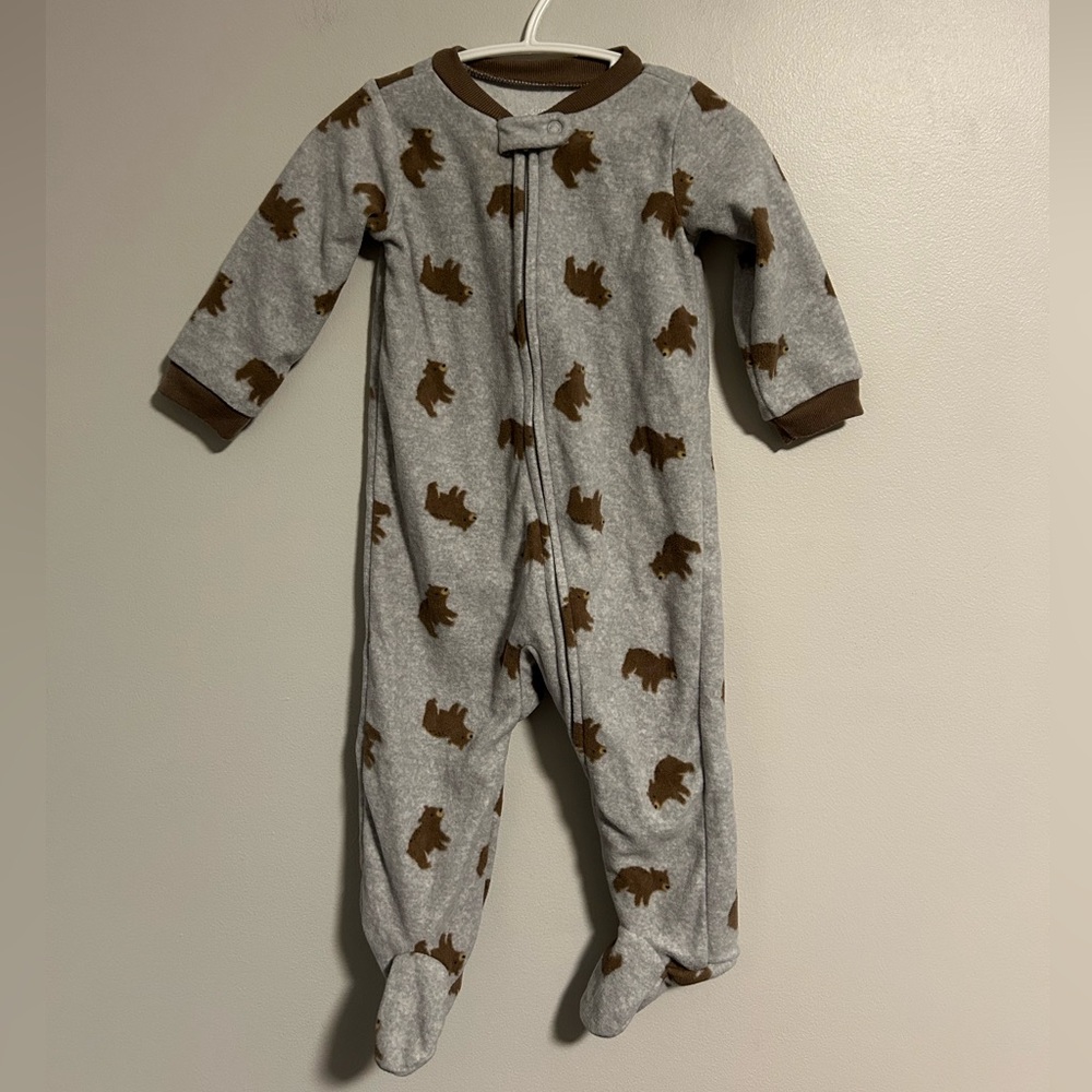 (3/$20) Carter's 6/9m grey and Brown Bear fleece zip up sleeper